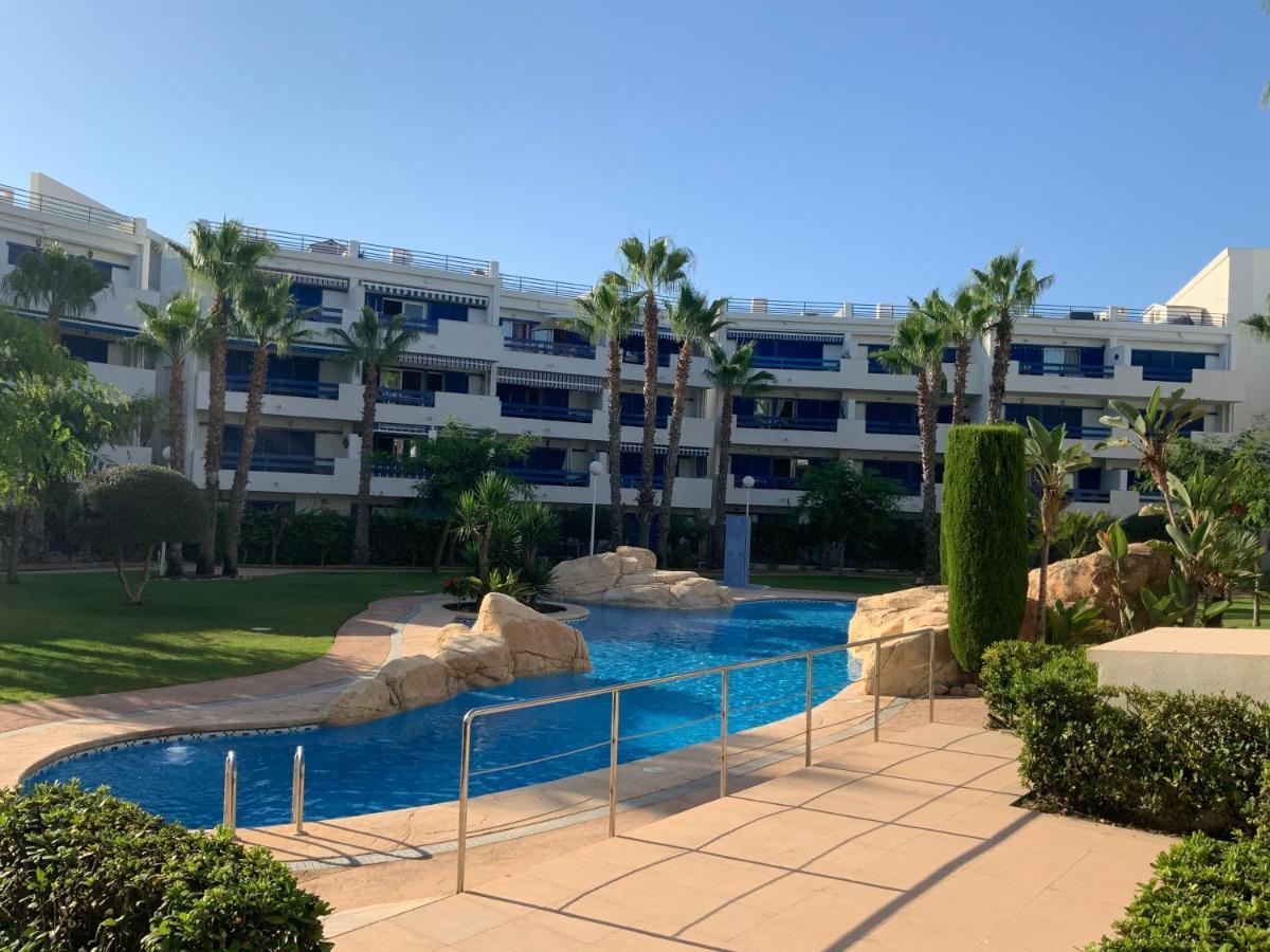 דירות Coral House - La Calma - Playa Flamenca - Big Terrace & 4 Swimming Pools. מראה חיצוני תמונה